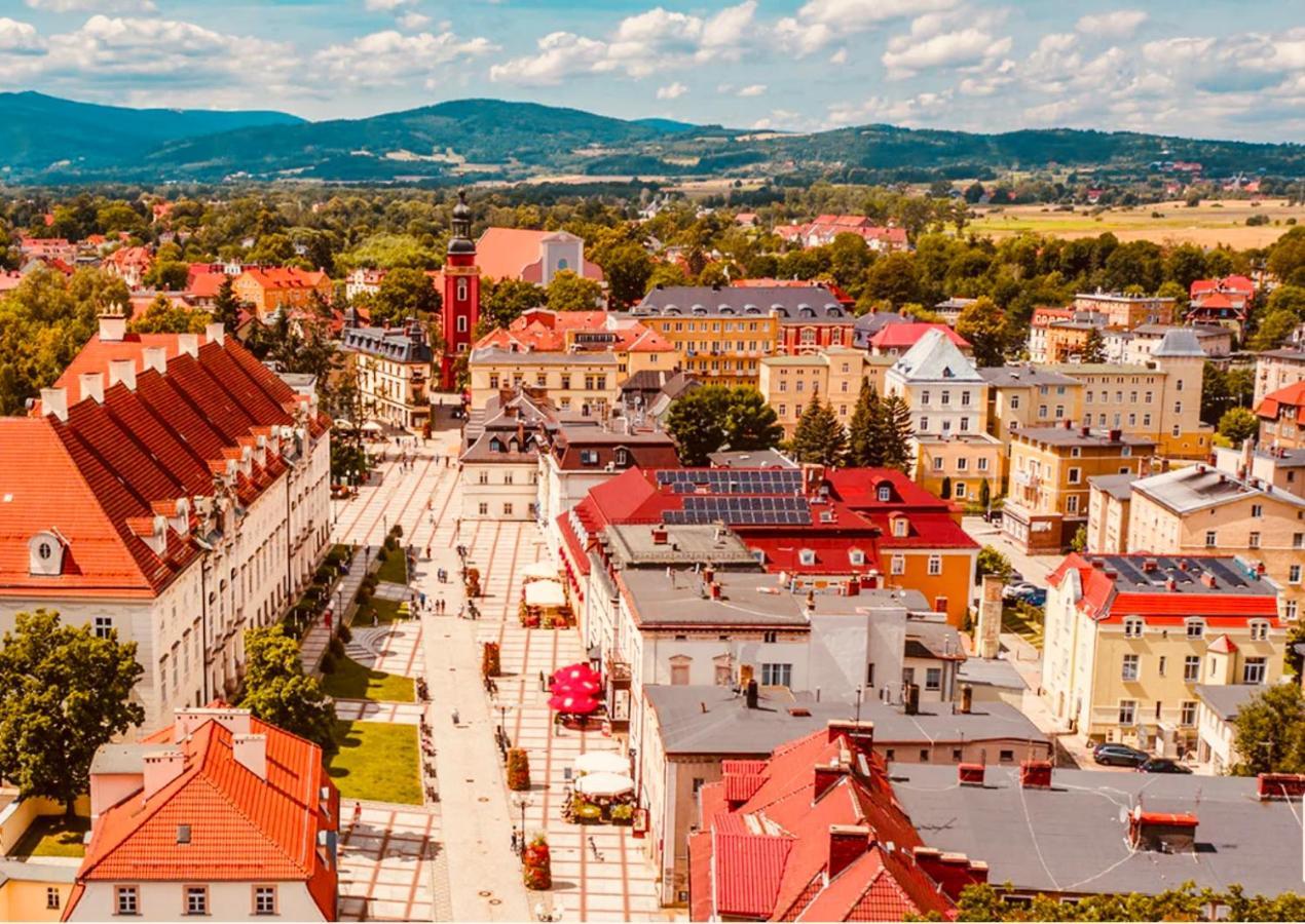 Апартаменты Pod Korona 5 Еленя-Гура Экстерьер фото